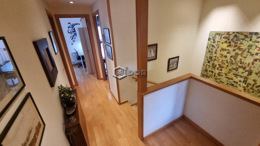 CASA ADOSSADA AMB PATI I GARATGE A 2 MINUTS DE LA PLATJA