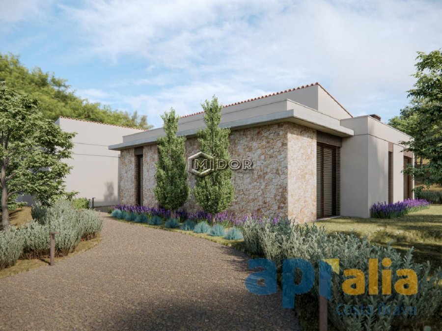 CASA D'OBRA NOVA DE DISENY A CALONGE