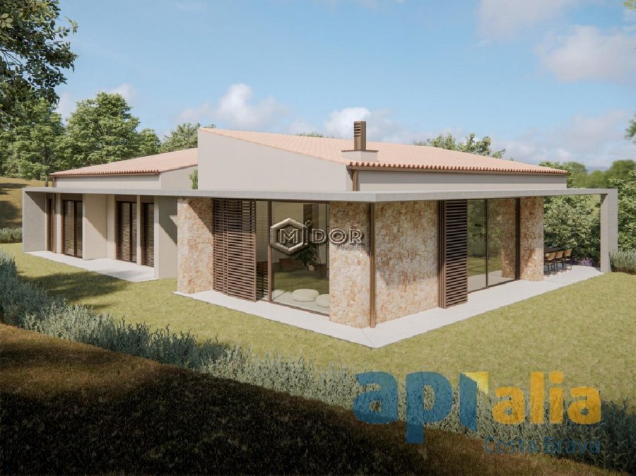 CASA D'OBRA NOVA DE DISENY A CALONGE