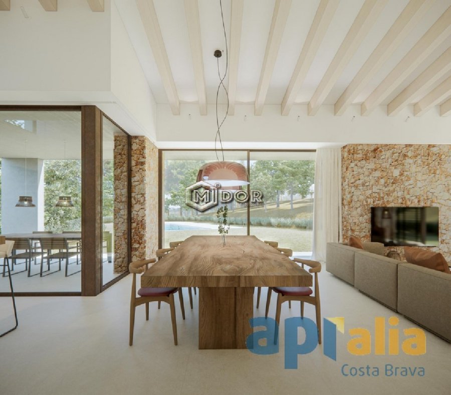 CASA D'OBRA NOVA DE DISENY A CALONGE