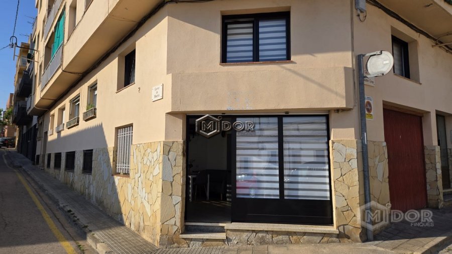 LOCAL CONDICINAT COM A APARTAMENT TIPUS DUPLEX