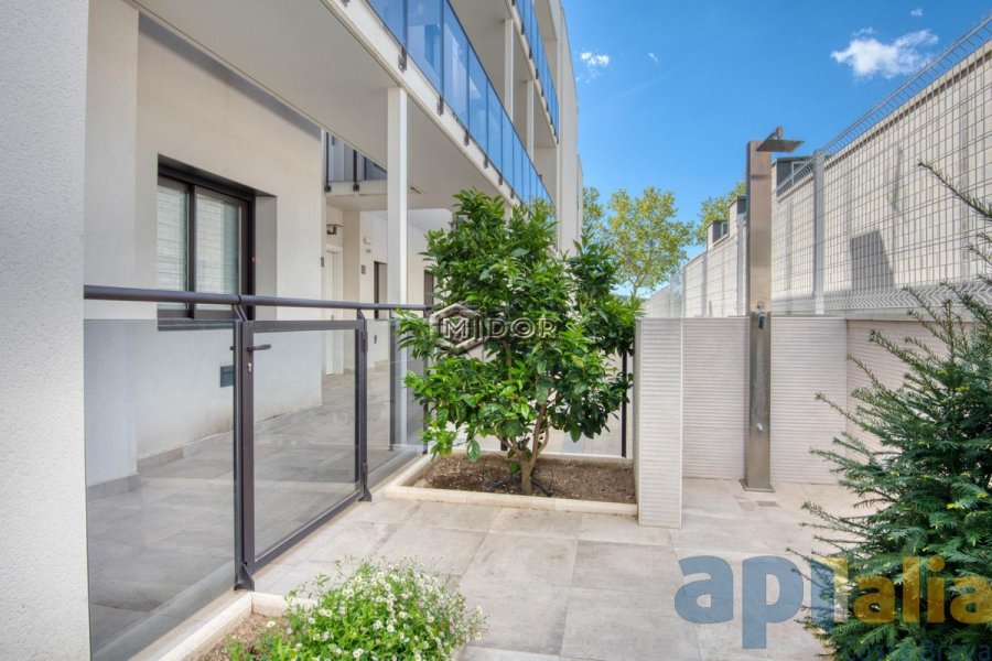 Àtic amb terrassa i solàrium privat