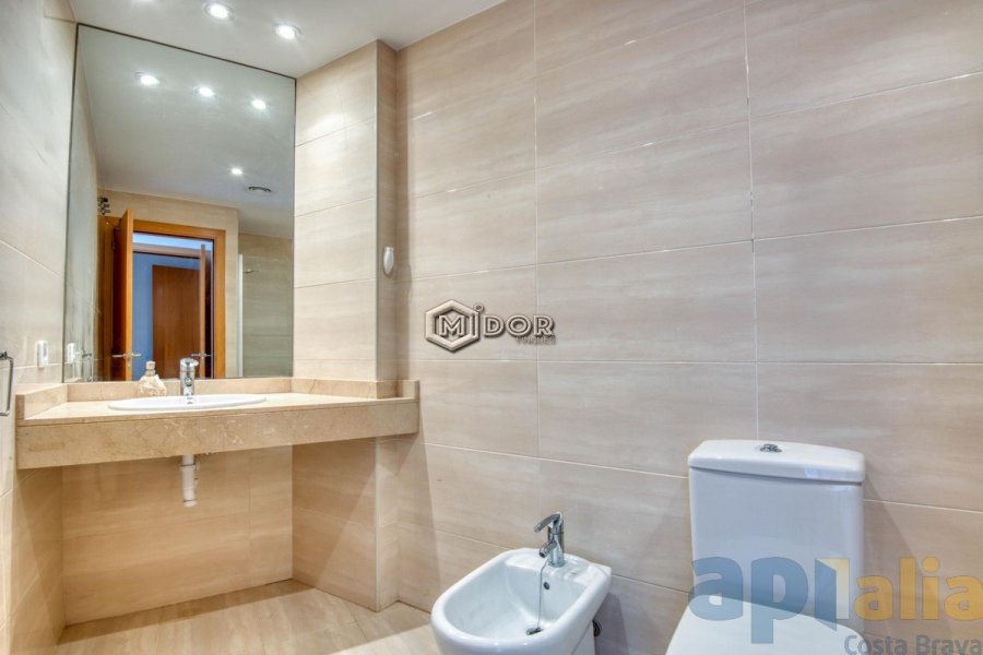 DUPLEX AMB TERRASSA