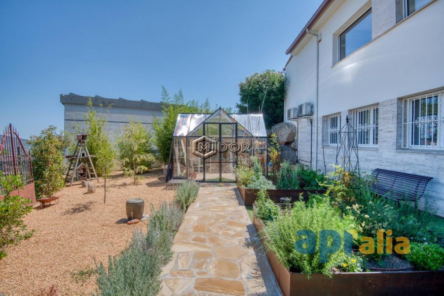 CASA AMB PISCINA I JARDI A VESCOMTAT DE CABANYES (CALONGE)