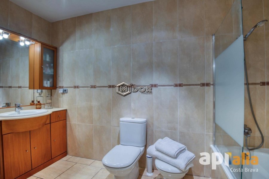 CASA AMB PISCINA I JARDI A VESCOMTAT DE CABANYES (CALONGE)