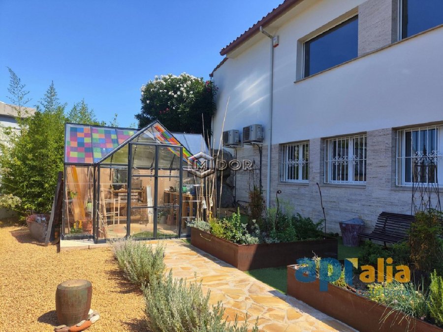 CASA AMB PISCINA I JARDI A VESCOMTAT DE CABANYES (CALONGE)