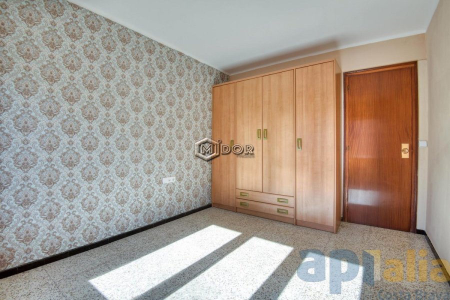 CASA CENTRICA AMB JARDI I GARATGE