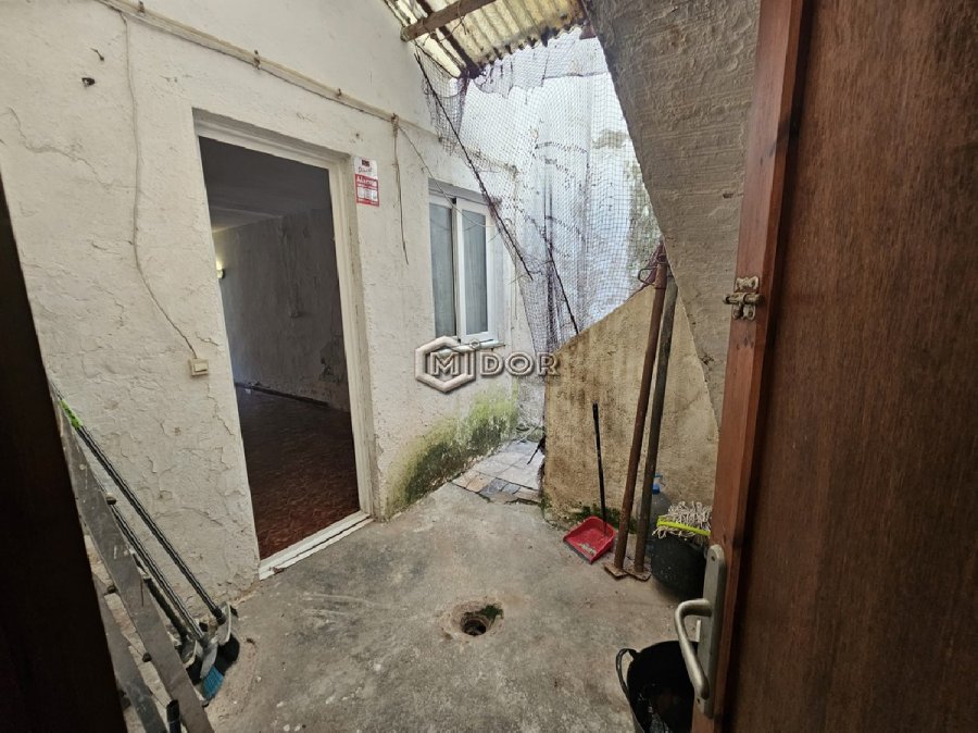 CASA DE POBLE A REFORMAR