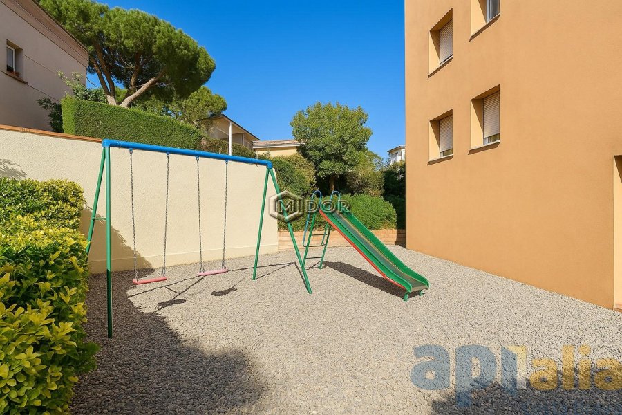 APARTAMENT EN ZONA FANALS PLATJA D'ARO