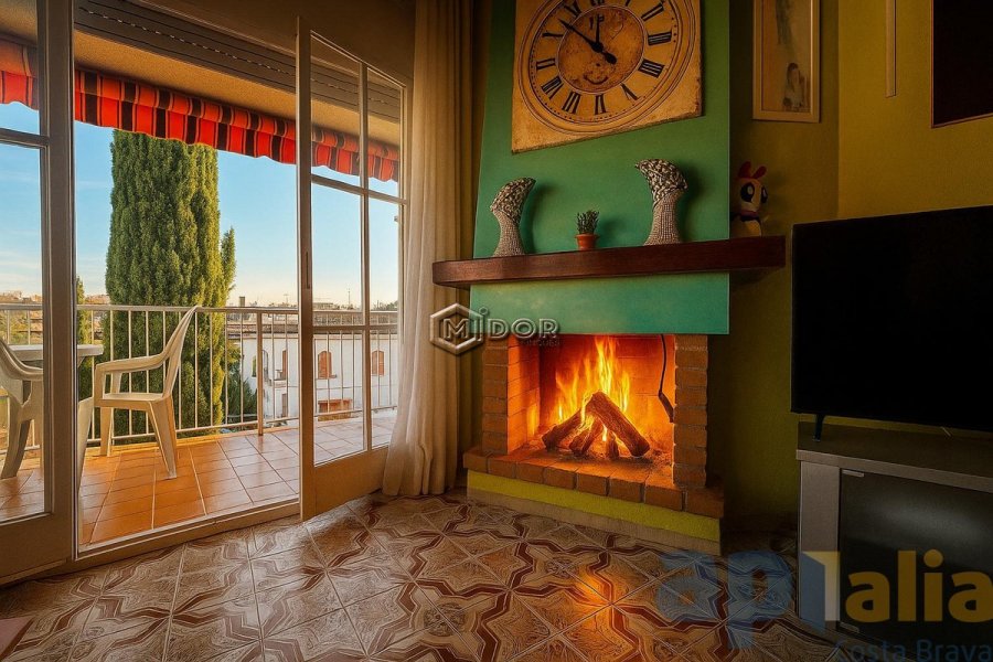 APARTAMENT EN ZONA FANALS PLATJA D'ARO