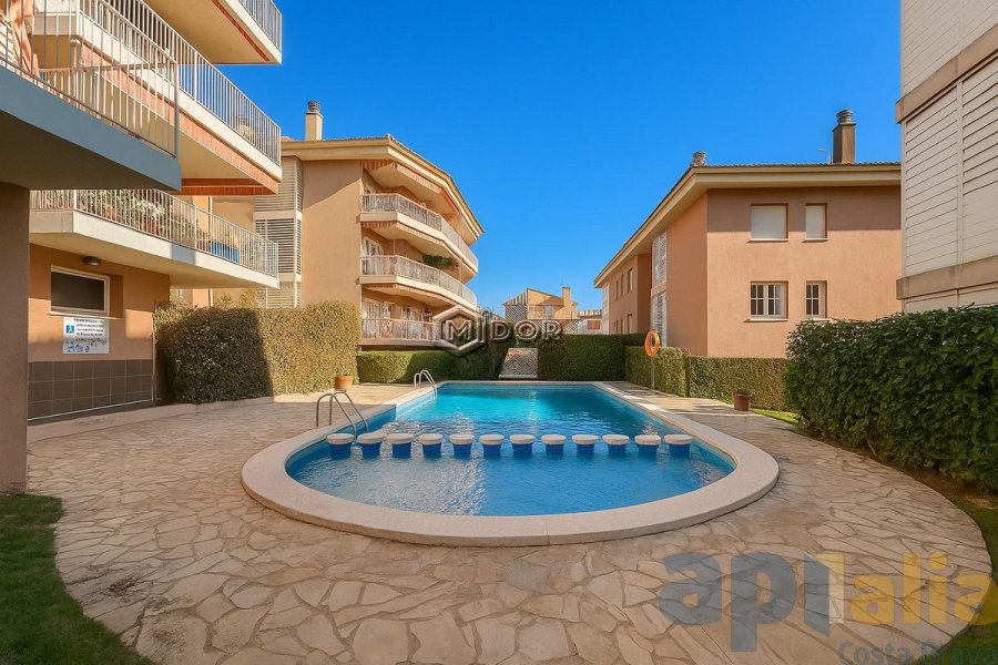 APARTAMENT EN ZONA FANALS PLATJA D'ARO