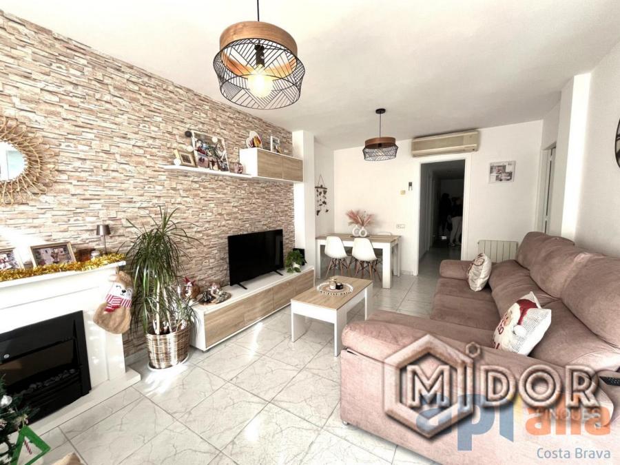 APARTAMENT A ZONA TEUA -ESTACIÓ