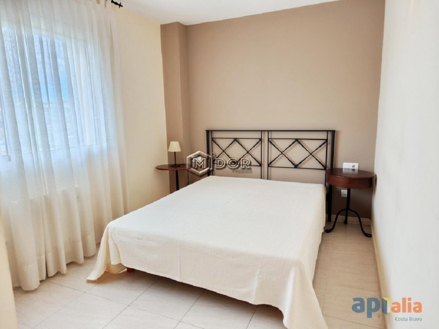 APARTAMENT AMB PISCINA COMUNITÀRIA I PARKING A ST. ANTONI DE CALONGE