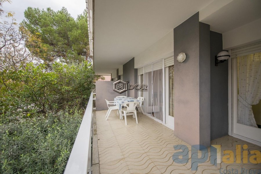 APARTAMENT AMB TERRASSA A PLATJA D'ARO