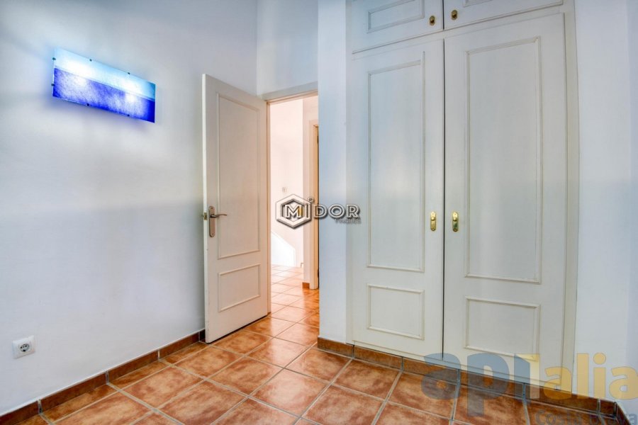 CASA ADOSSADA AMB VISTES A MAR I PISCINA (LLICÈNCIA TURÍSTICA)