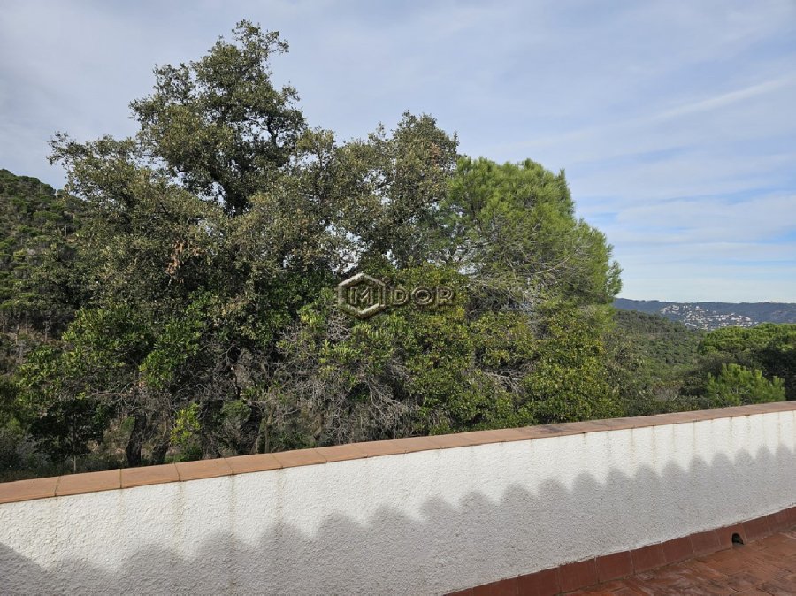 CASA AMB VISTES A MAR I MUNTANYA (LLICÈNCIA TURÍSTICA)