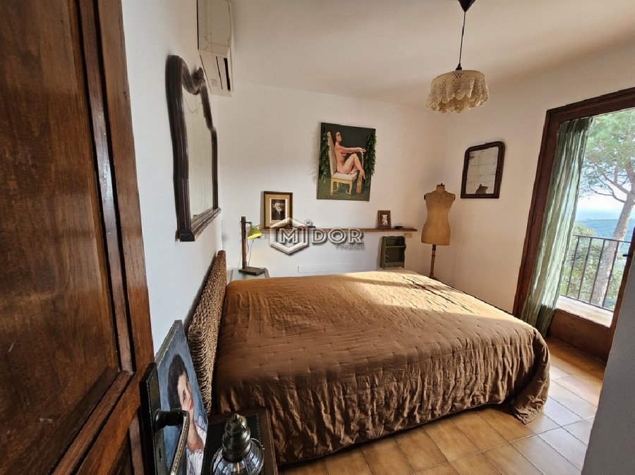 CASA AMB VISTES A MAR I MUNTANYA (LLICÈNCIA TURÍSTICA)