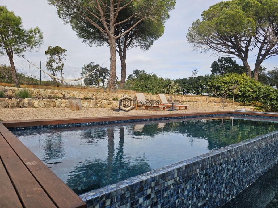 CASA AMB VISTES A MAR I MUNTANYA (LLICÈNCIA TURÍSTICA)