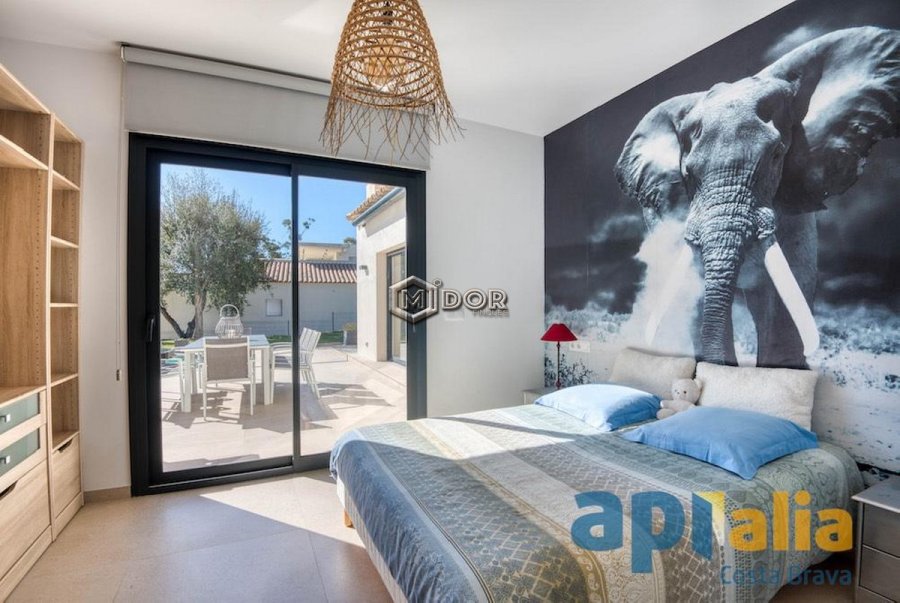 CASA AMB PISCINA A MAS ROS (PLATJA D'ARO)