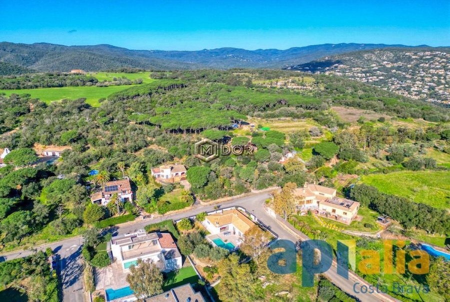 CASA AMB PISCINA A MAS ROS (PLATJA D'ARO)