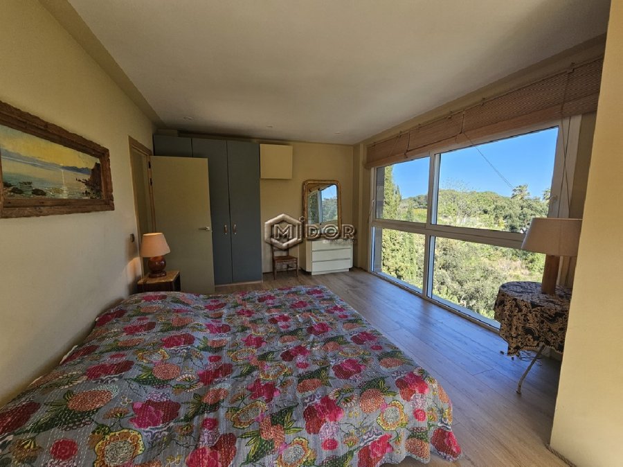 CASA AMB PISCINA I VISTES A LA MUNTANYA