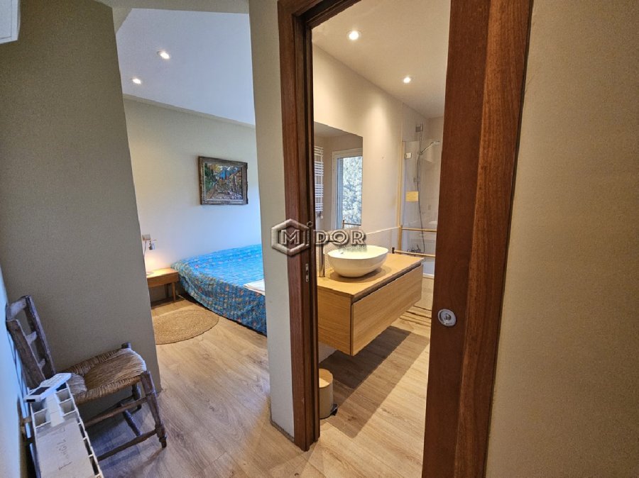 CASA AMB PISCINA I VISTES A LA MUNTANYA
