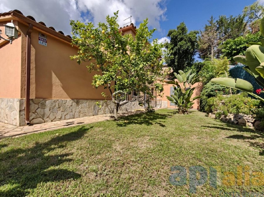 CASA AMB PISCINA A MAS PERE (CALONGE)