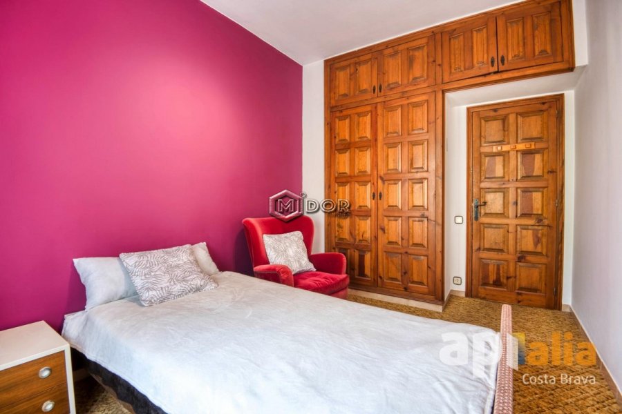 CASA AMB VISTES AL MAR I APARTAMENT D'INVIDATS