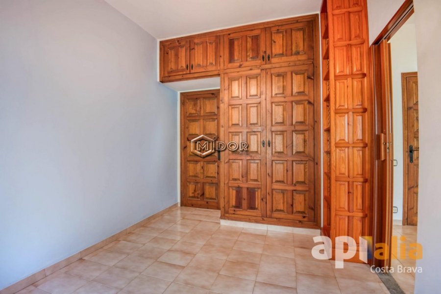 CASA AMB VISTES AL MAR I APARTAMENT D'INVIDATS