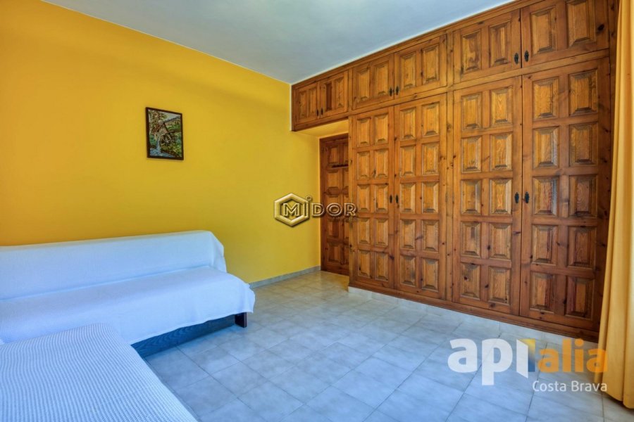 CASA AMB VISTES AL MAR I APARTAMENT D'INVIDATS