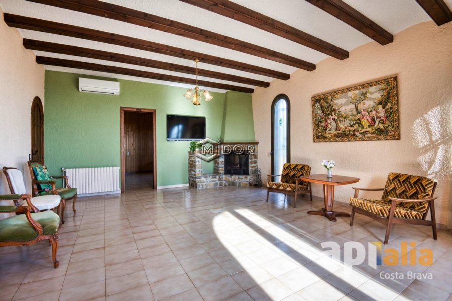 CASA AMB VISTES AL MAR I APARTAMENT D'INVIDATS