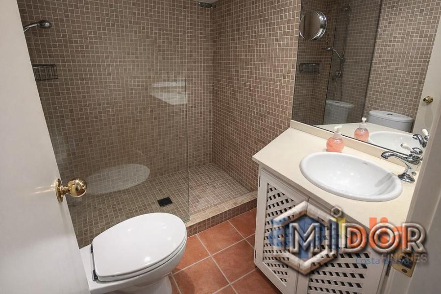 APARTAMENT A 1r LÍNIA DE MAR AMB TERRASSA