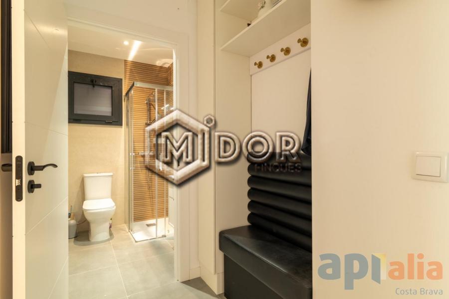 MODERN VILLA WITH PRIVATE POOL, GARAGE AND GARDEN IN CAN SOLÀ GROS II