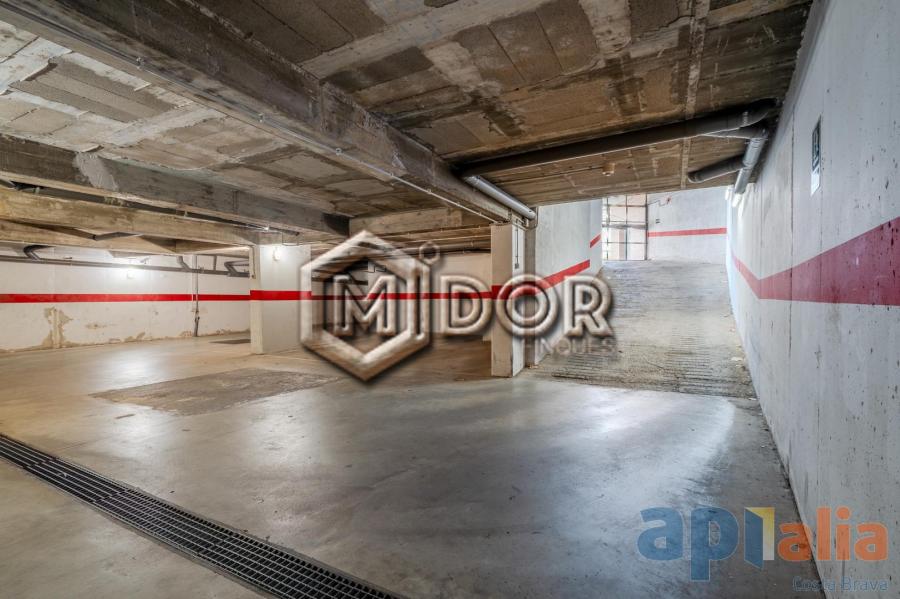 APARTMENT WITH TERRACE IN CASSA DE LA SELVA