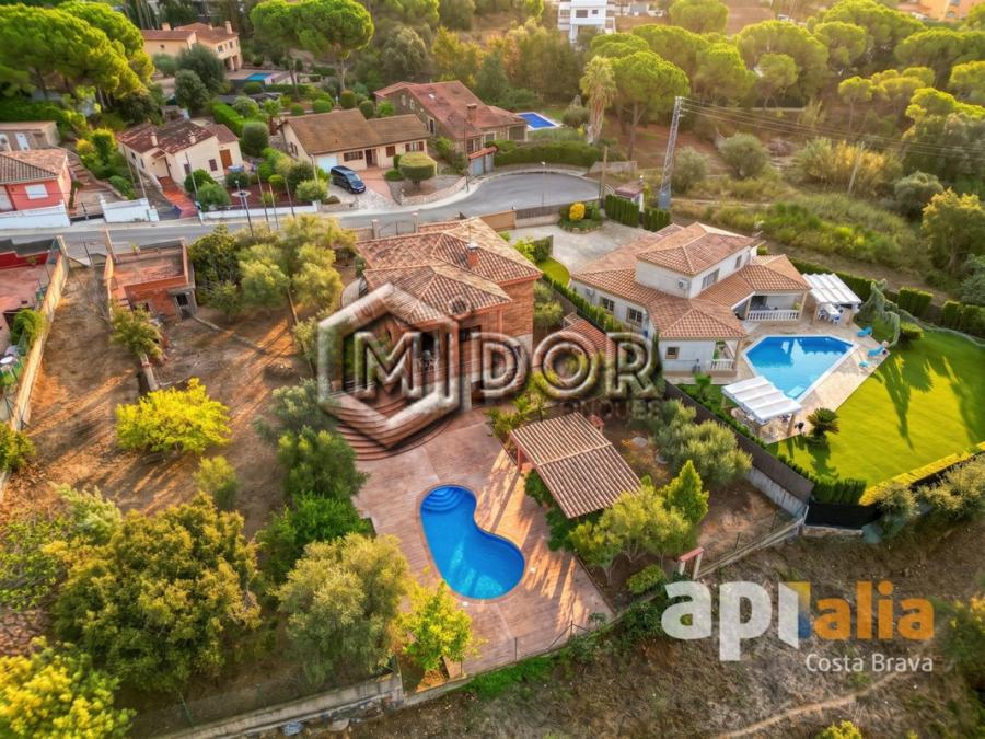 CASA AMB PISCINA I GARATGE A MAS PERE, CALONGE – COSTA BRAVA