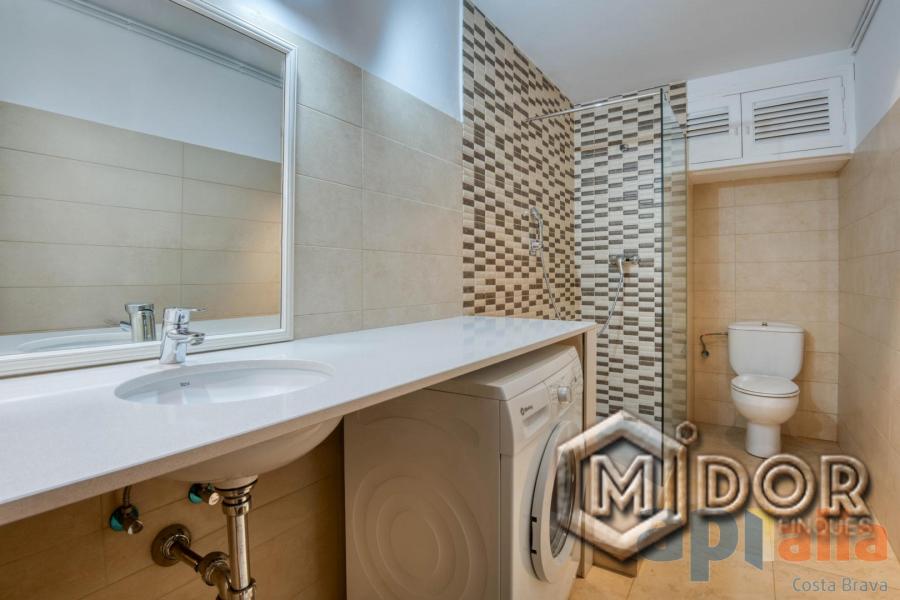 APARTAMENT AMB LLICÈNCIA TURÍSTICA A 50m DE LA PLATJA