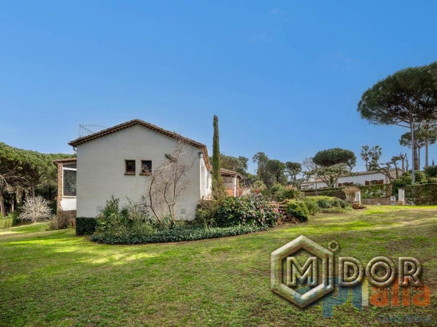 CASA A GOLF COSTA BRAVA