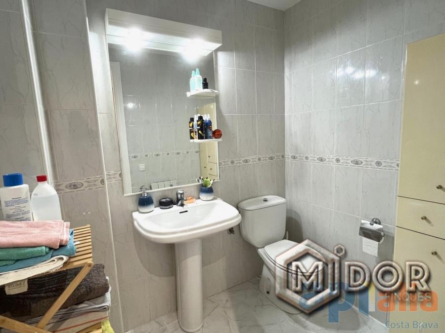 APARTAMENT A ZONA TEUA -ESTACIÓ