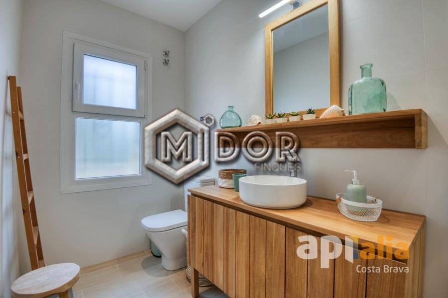 CASA REFORMADA AMB PISCINA I LLICÈNCIA TURÍSTICA