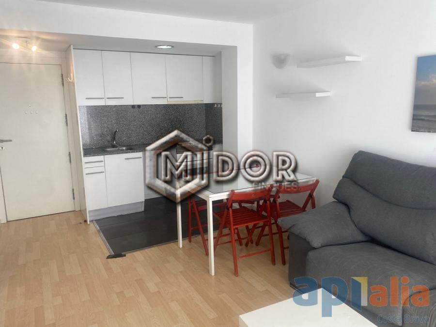 APARTMENT WITH TOURIST LICENCE IN PALAMÓS