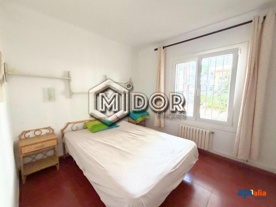 HOUSE WITH PRIVATE GARDEN AND 2 INDEPENDENT HOMES, SECOND LINE FROM THE SEA IN PLATJA D’ARO