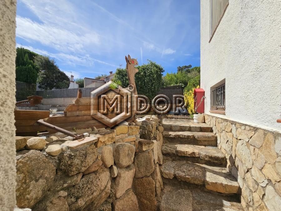 CASA AMB GRAN POTENCIAL I PISCINA PRIVADA A MAS TREMPAT (SANTA CRISTINA D'ARO)