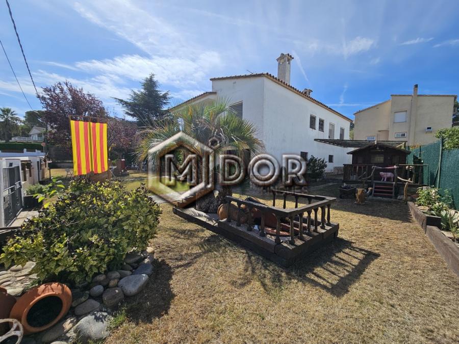 CASA AMB GRAN POTENCIAL I PISCINA PRIVADA A MAS TREMPAT (SANTA CRISTINA D'ARO)