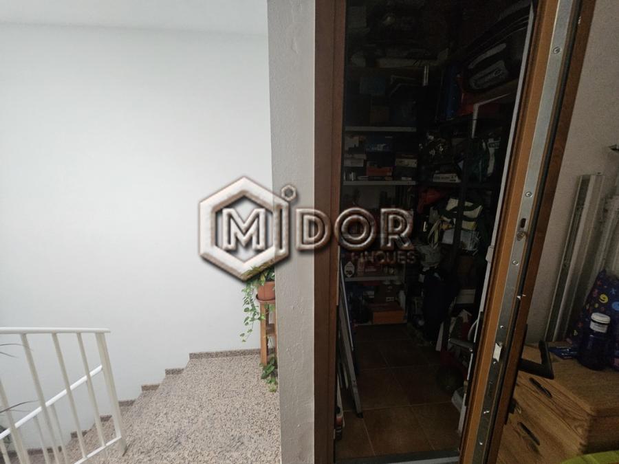 AMPLI I LLUMINÓS APARTAMENT A SANT FELIU DE GUÍXOLS (ZONA ESCLAT)