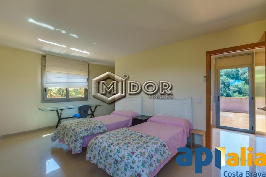 Magnífica casa amb piscina a Begur!