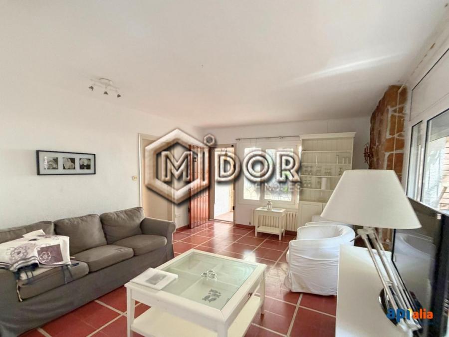 HOUSE WITH PRIVATE GARDEN AND 2 INDEPENDENT HOMES, SECOND LINE FROM THE SEA IN PLATJA D’ARO