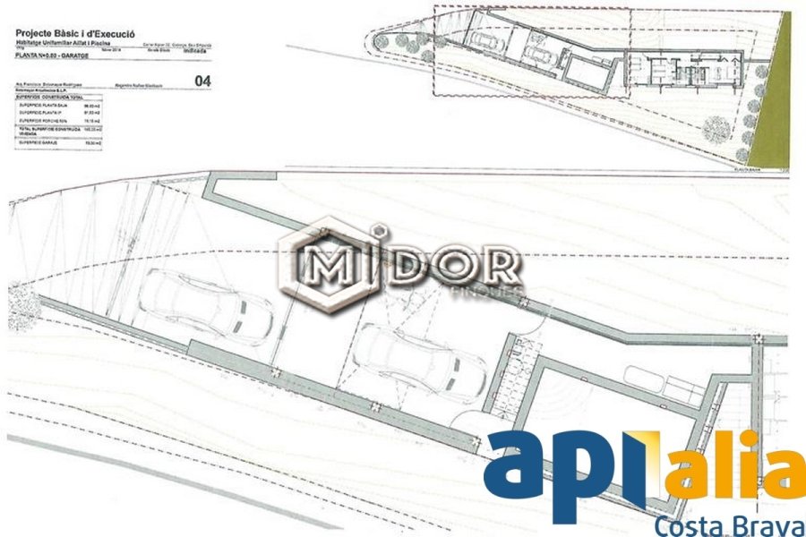 Parcel·la amb fantàstiques vistes al mar + projecte per construir una casa unifamiliar