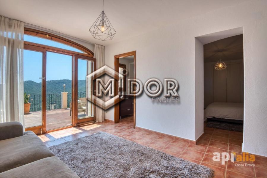CASA AMB PISCINA A CALONGE