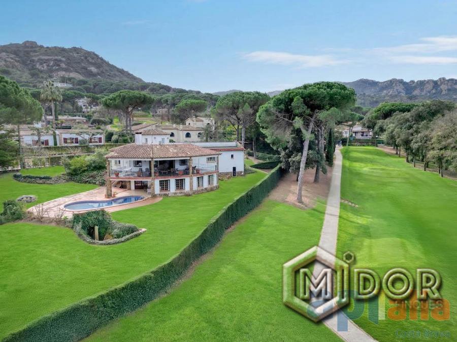 CASA A GOLF COSTA BRAVA