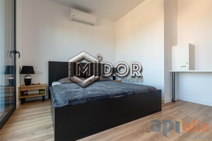MODERN VILLA WITH PRIVATE POOL, GARAGE AND GARDEN IN CAN SOLÀ GROS II
